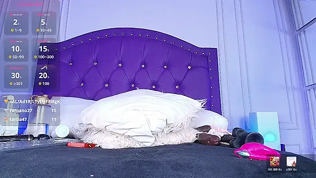 sarah_banks1 live XXX chat