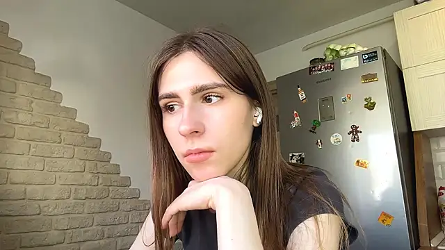 ElsieKuhlmann's Live XXX Chat