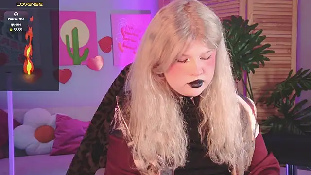 LilithNlsn Chat XXX in diretta