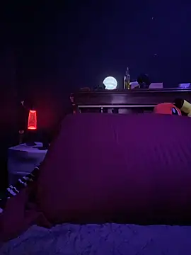 Solo_yoss Chat XXX live