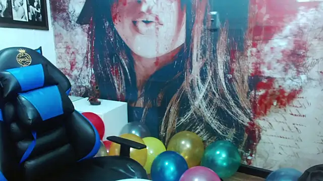 gigi_gilt_ Chat XXX live