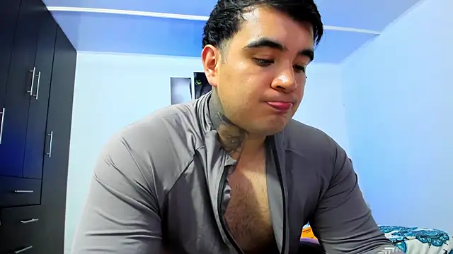 thiago__cp01のライブXXXチャット