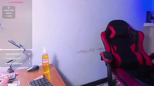 XXX chat uživo modela honeyluxe_