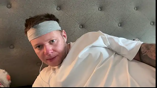 monster_d_2025's Live XXX Chat