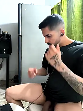 giannis090 Live XXX-Chat