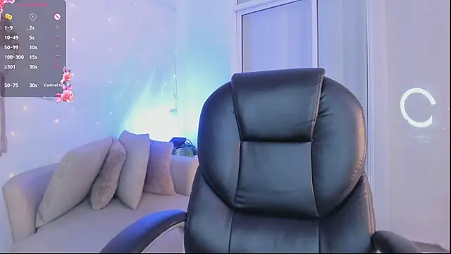 Ginni_charlotte Webcamshow