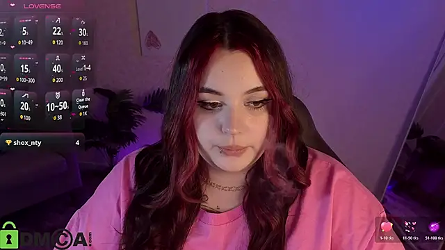 Mia_R0ss Chat XXX in diretta