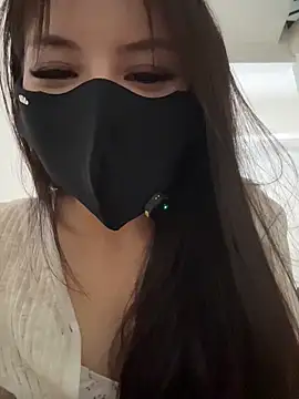 Carlin-yiyi Chat XXX live