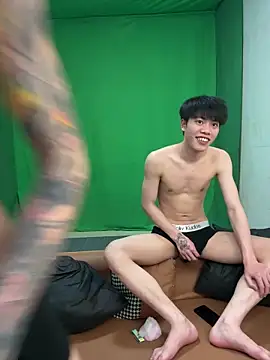 titi-999 网络视讯表演