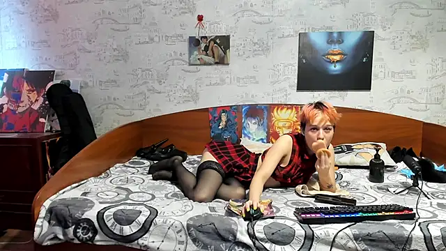 KagamiTayga Chat XXX in diretta