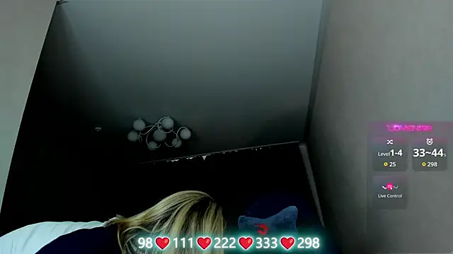 Olivia_Munk Adlı Modelin Canlı XXX Sohbeti