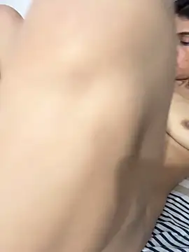 EvaMiranda 现场XXX聊天