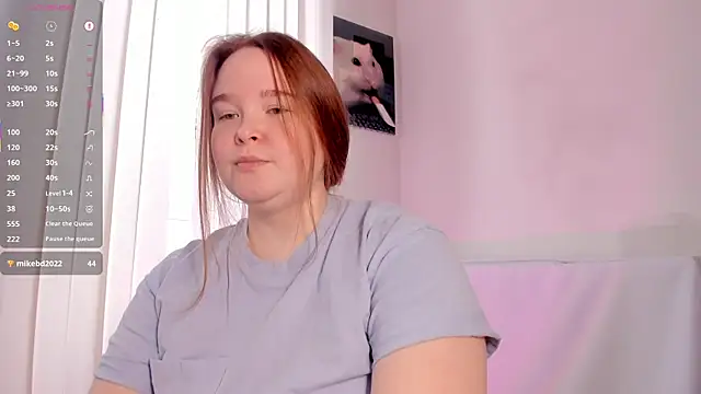 DebbieWoood Chat XXX in diretta