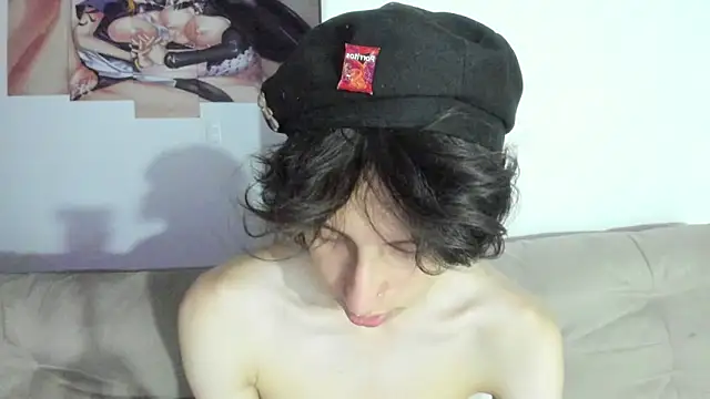 cirosky_elchicopolla: онлайн-секс-чат