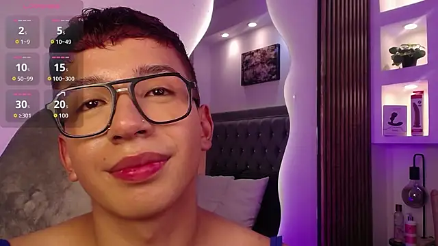 Fancy_Vixen 在線直播表演