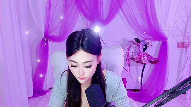 Tili-668 – Live XXX-chat