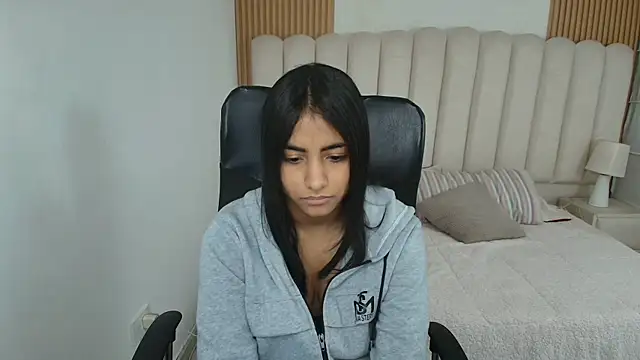 Chatroom XXX en direct de shaneelle