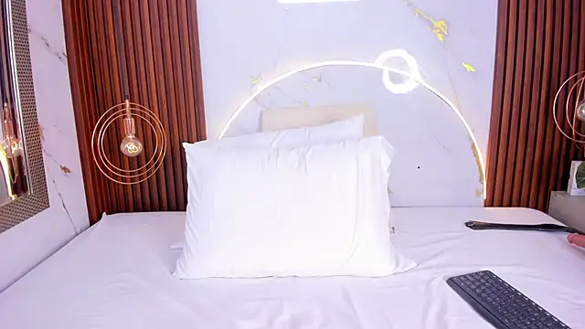 miamiller69: απευθείας συνομιλία ΧΧΧ