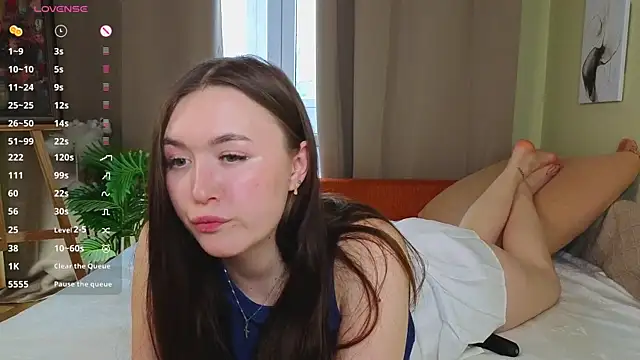 AlinaOrf: απευθείας συνομιλία ΧΧΧ