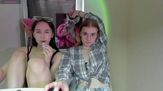 Chat XXX en directo de Stacey_Brow