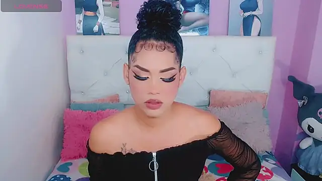 Pokazy przed kamerką – Amanda_bigx