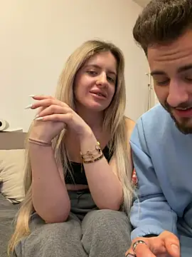 Holly-Glamour Webcamshow