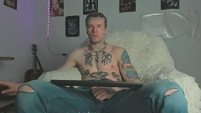 Huntall77 网络视讯表演