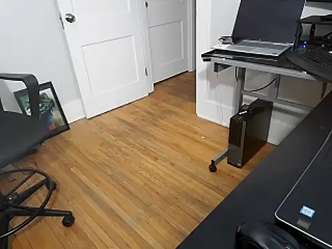 SixNineVibez: διαδικτυακό σόου στην κάμερα