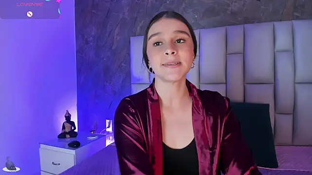 Chat +18 de lya_gomez ao vivo