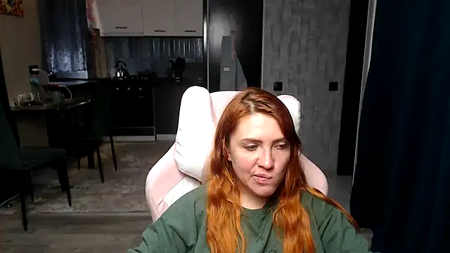 Reginasmilee Chat XXX live