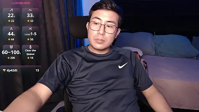 andrewmhilton_のウェブカメラショー