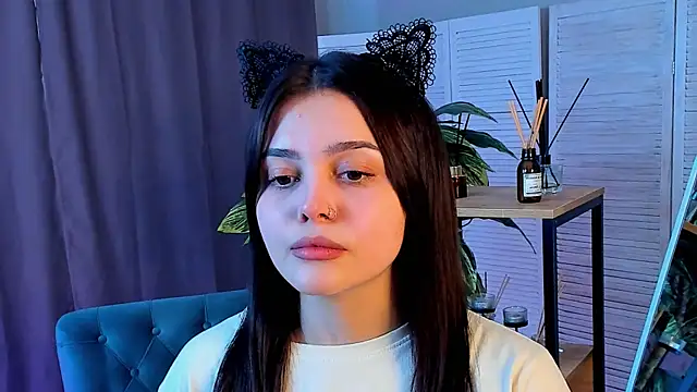 Chat +18 de MarianneAuvil ao vivo