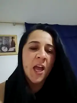 Sex_Annie Adlı Modelin Canlı XXX Sohbeti