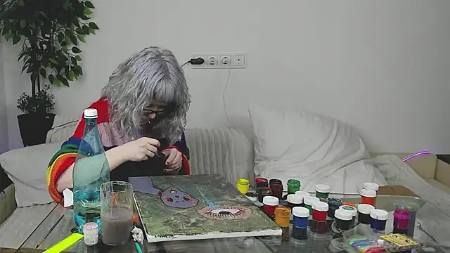 EdythElswick 现场XXX聊天