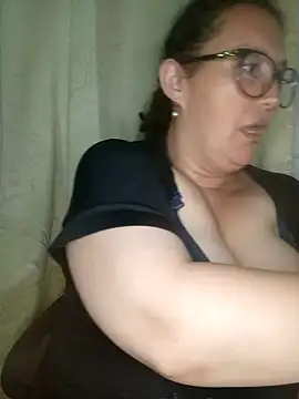 _Saraqueen live XXX chat