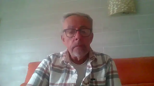 tuggy59: διαδικτυακό σόου στην κάμερα