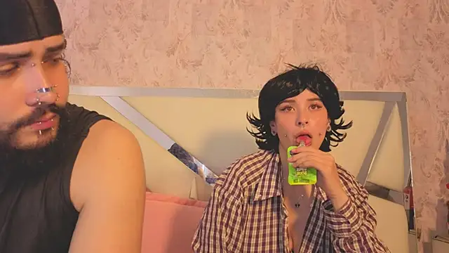 Benny_and_Mark Chat XXX in diretta