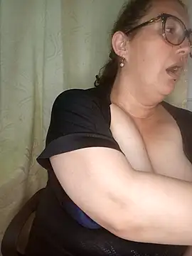 _Saraqueen Adlı Modelin Canlı XXX Sohbeti