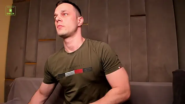 Show modela BrandonNorris na web-kameri