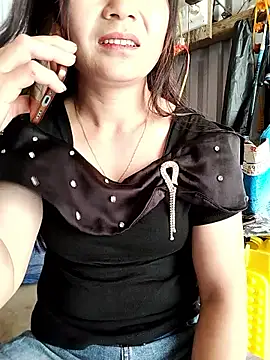 Cute-flowers 现场XXX聊天