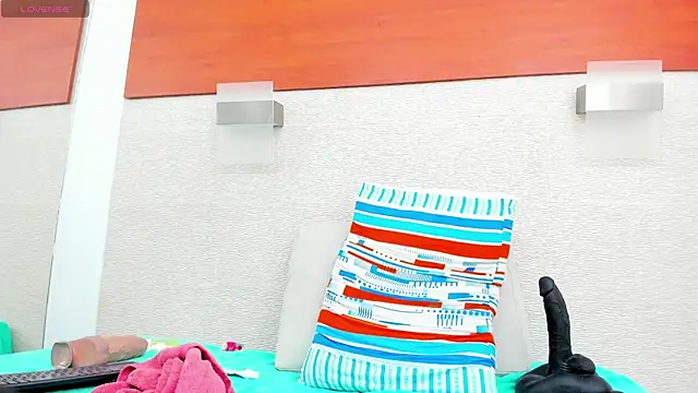 allice_green élő XXX-chatje