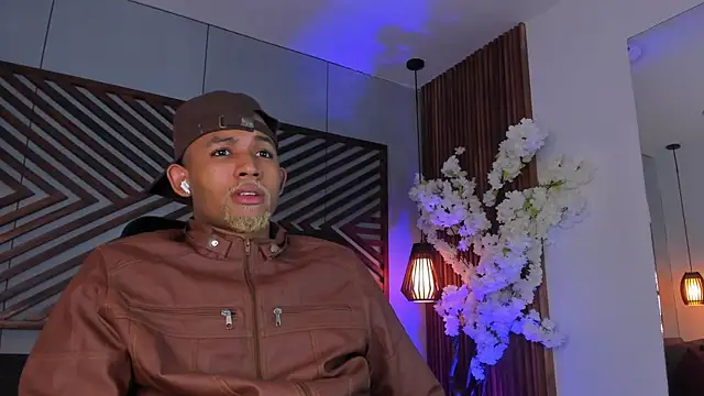 B_Wild Chat XXX in diretta