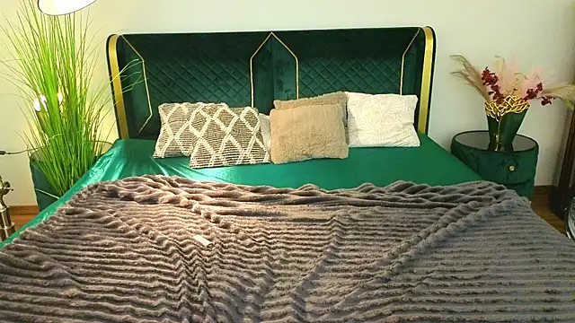 Živý XXX chat MagicPeachh_