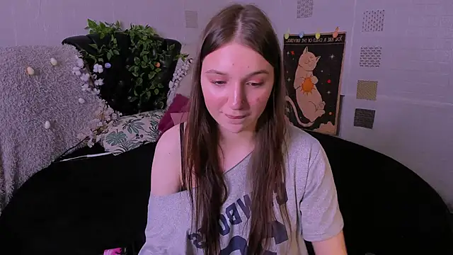 XXX chat uživo modela Raven_Crowe