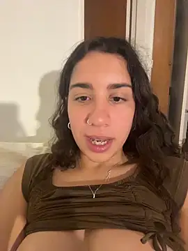 Chat +18 de Souphicherry ao vivo