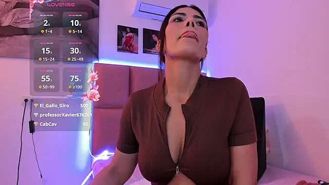 Samantha_Claus1 élő XXX-chatje
