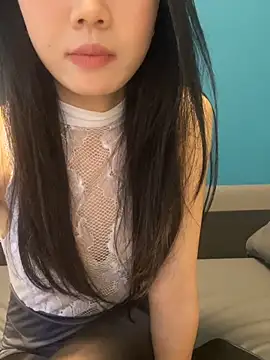 ZHJKS9988のライブXXXチャット