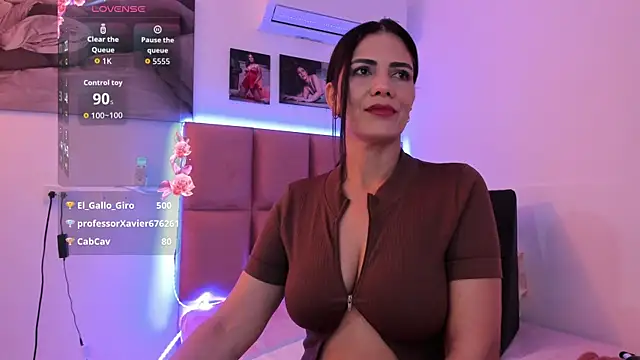 Samantha_Claus1のライブXXXチャット