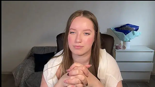 Chatroom XXX en direct de EvaMaddison