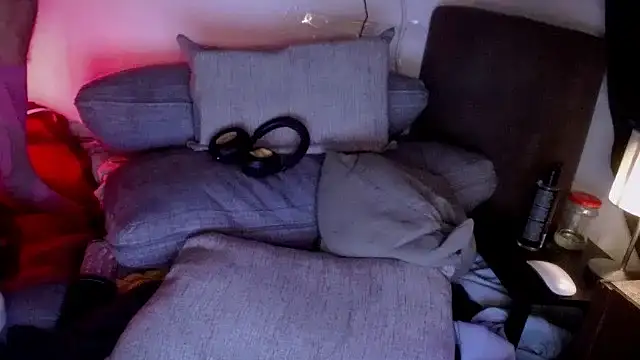 P4RtYBOII92: вебкам-шоу